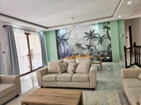 3 bedroom with Sea Views in Nyali with pool,lift,Wifi